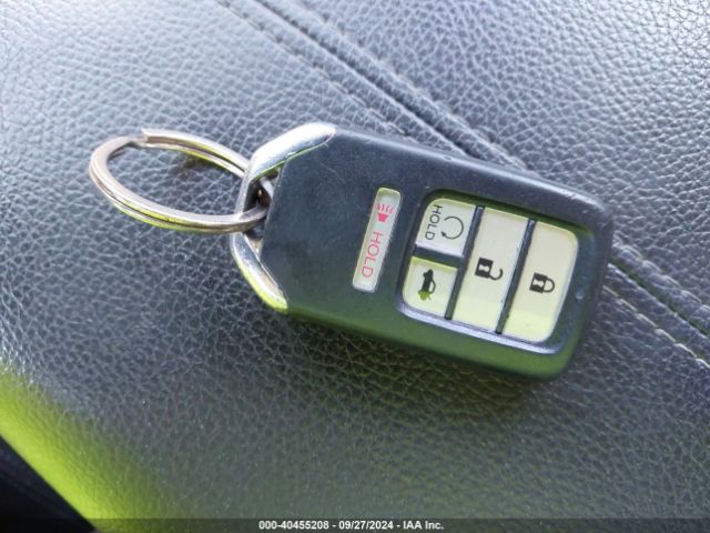1HGCR3F96GA010922 Honda Accord Touring
