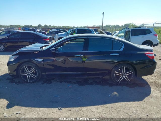 1HGCR3F96GA010922 Honda Accord Touring