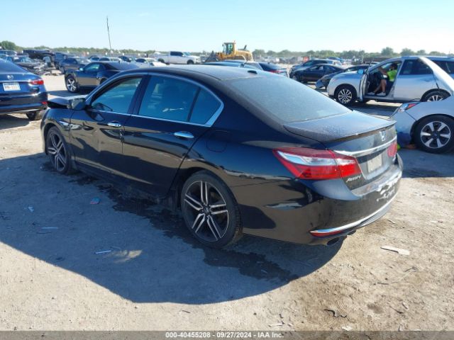 1HGCR3F96GA010922 Honda Accord Touring