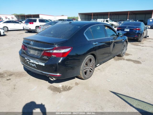 1HGCR3F96GA010922 Honda Accord Touring