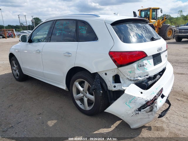 Audi Q5 2.0t Premium 2017 WA1M2AFP7HA080225 Image 3