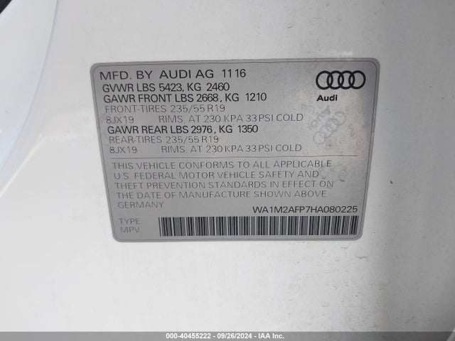 Audi Q5 2.0t Premium 2017 WA1M2AFP7HA080225 Image 9