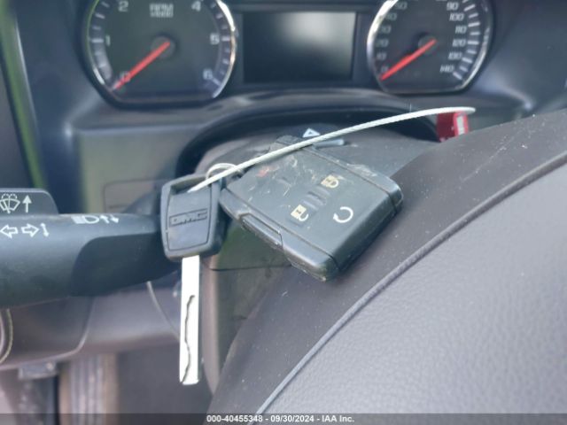 3GTU2UEC8EG366779 GMC Sierra 1500 Sle