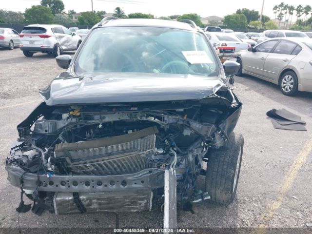 1FMCU0GD8JUB97533 Ford ESCAPE SE