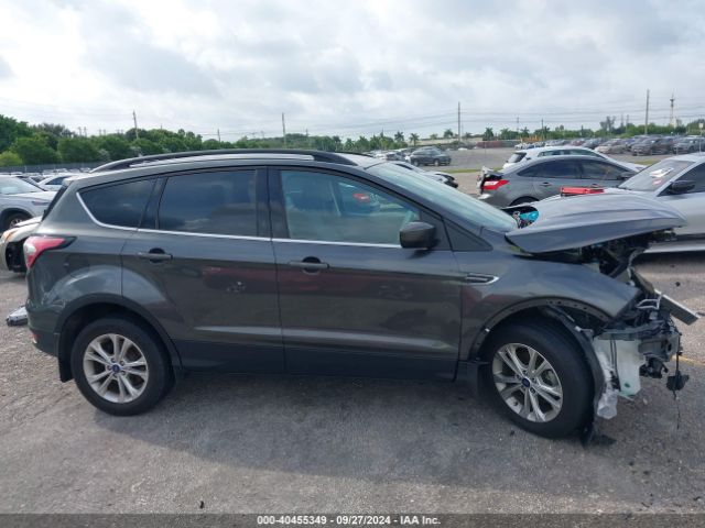 1FMCU0GD8JUB97533 Ford ESCAPE SE