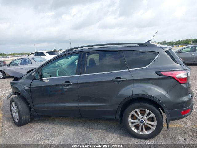 1FMCU0GD8JUB97533 Ford ESCAPE SE