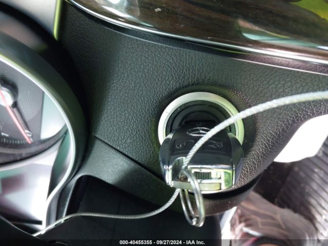 55SWF4JB0FU064449 Mercedes-Benz C 300 Luxury/sport