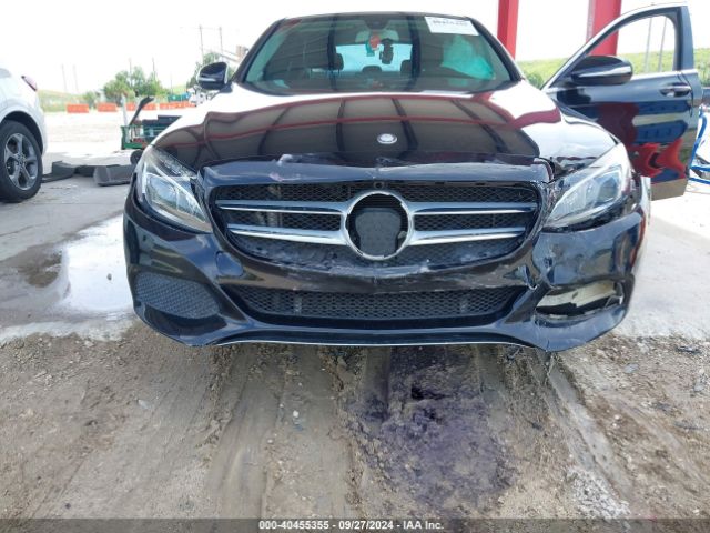 55SWF4JB0FU064449 Mercedes-Benz C 300 Luxury/sport