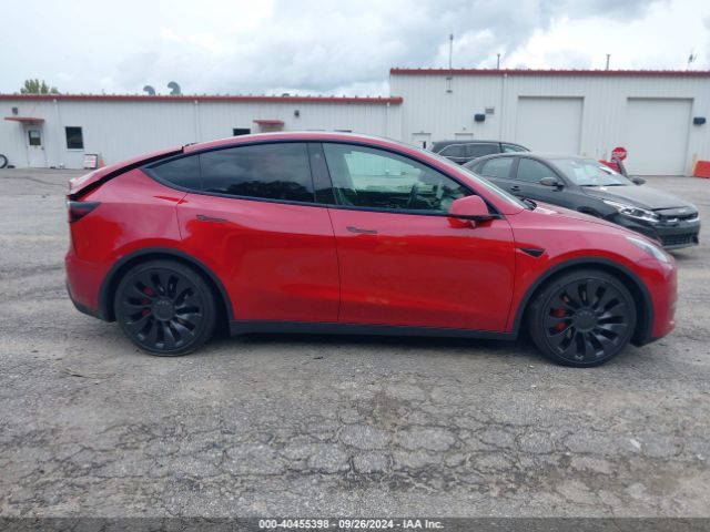 7SAYGDEF3NF523589 Tesla Model Y Performance Dual Motor All-wheel Drive