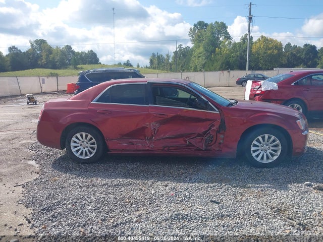 2C3CCAAG9EH138519 Chrysler 300