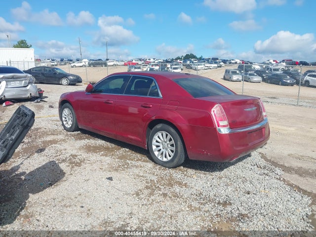 Chrysler 300 2014 2C3CCAAG9EH138519 Image 3