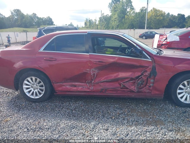 Chrysler 300 2014 2C3CCAAG9EH138519 Image 6