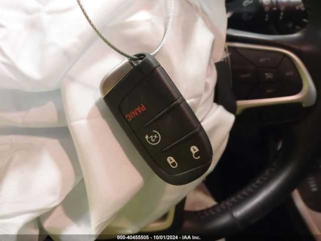 3C4NJDBB1KT767600 Jeep Compass Latitude 4x4