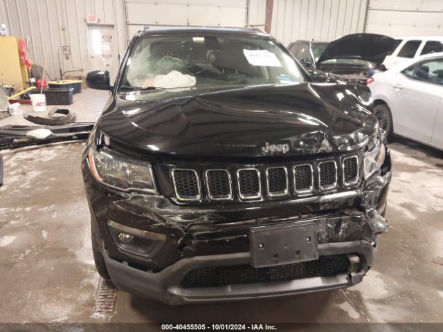 3C4NJDBB1KT767600 Jeep Compass Latitude 4x4
