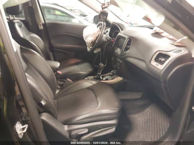 3C4NJDBB1KT767600 Jeep Compass Latitude 4x4