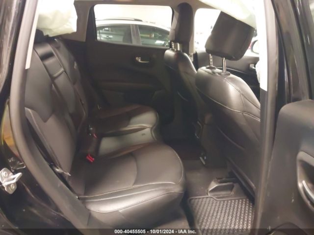 3C4NJDBB1KT767600 Jeep Compass Latitude 4x4