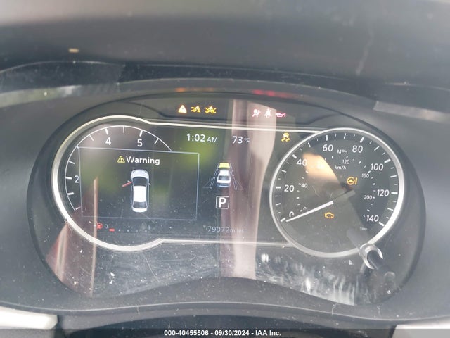 3N1CN8EV3ML836303 Nissan Versa Sv Xtronic Cvt