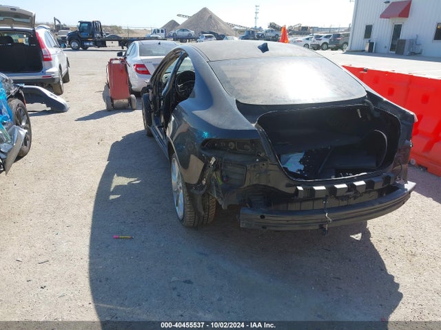 2013 JAGUAR XF SAJWA0HP5DMS93693 Photo 2