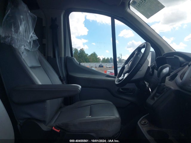 Ford Transit-150 2017 1FTYE1ZM4HKA84677 Image 5