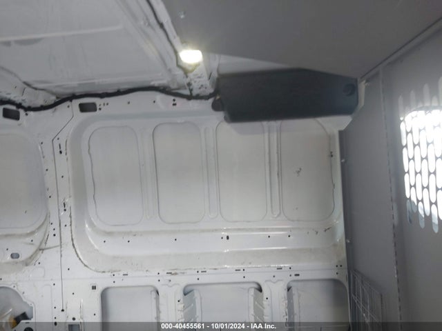 Ford Transit-150 2017 1FTYE1ZM4HKA84677 Image 8