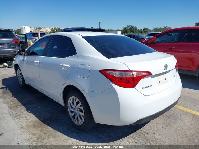 Toyota COROLLA LE 2019 5YFBURHE0KP907888 Image 3