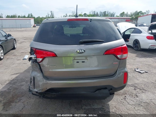 KIA SORENTO LX 2015 5XYKT3A63FG645359 Image 16
