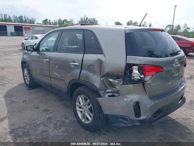 KIA SORENTO LX 2015 5XYKT3A63FG645359 Image 3