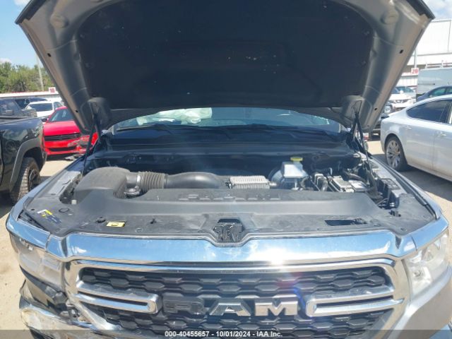 1C6RREFT5PN552402 RAM 1500 Big Horn  4x2 5'7 Box