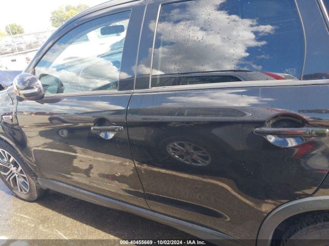 JA4AP3AW0HZ017886 Mitsubishi Outlander Sport 2.4 Se