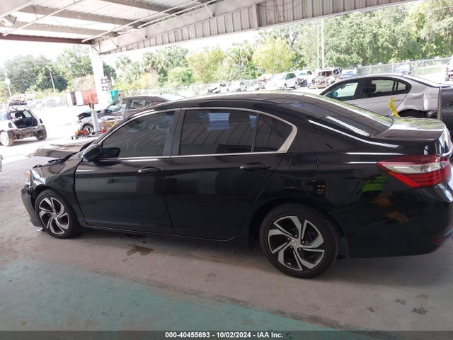 Honda ACCORD LX 2017 1HGCR2F36HA275251 Image 15