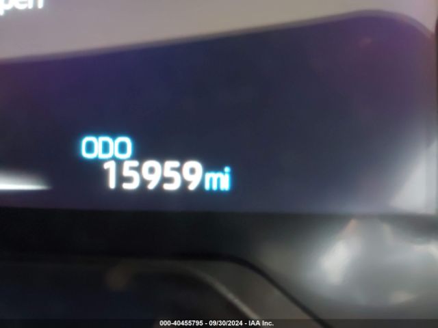 2T3C1RFV3PW280715 Toyota Rav4 Xle Premium