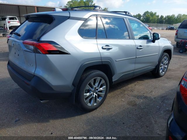 2T3C1RFV3PW280715 Toyota Rav4 Xle Premium