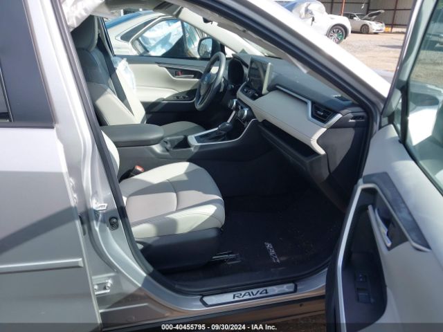 2T3C1RFV3PW280715 Toyota Rav4 Xle Premium