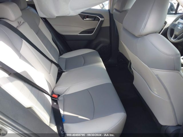 2T3C1RFV3PW280715 Toyota Rav4 Xle Premium