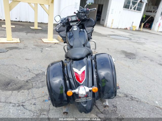 2011 KAWASAKI VN1700 JKBVNRJ17BA000633 Photo 5