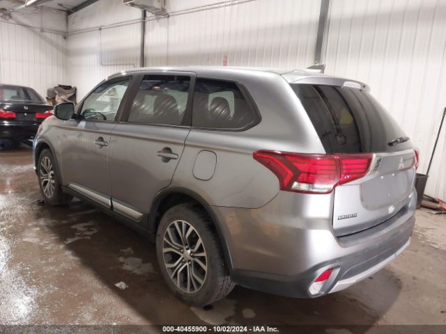 2018 MITSUBISHI OUTLANDER JA4AZ3A37JZ016756 Photo 2