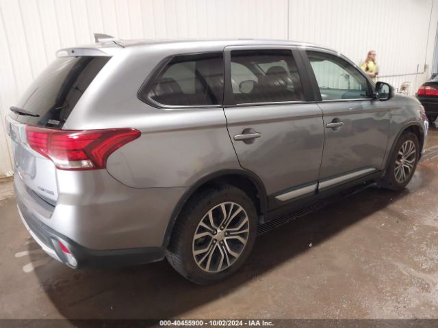 2018 MITSUBISHI OUTLANDER JA4AZ3A37JZ016756 Photo 3