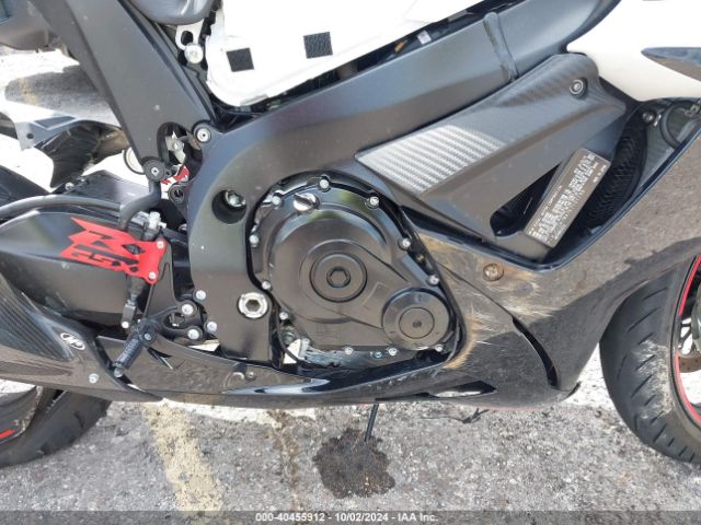2019 SUZUKI GSX-R750 JS1GR7MA7K7101198 Photo 7