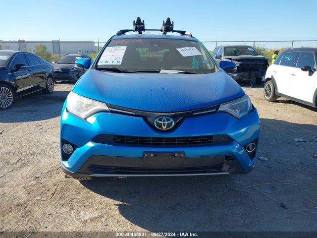 Toyota Rav4 Xle 2017 JTMRFREV3HD204262 Image 12