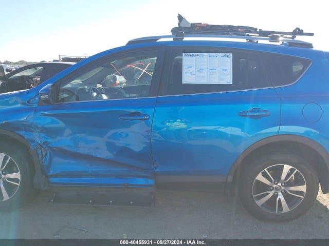 Toyota Rav4 Xle 2017 JTMRFREV3HD204262 Image 14