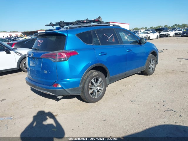 Toyota Rav4 Xle 2017 JTMRFREV3HD204262 Image 4