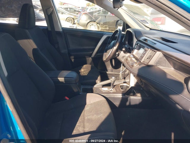 Toyota Rav4 Xle 2017 JTMRFREV3HD204262 Image 5
