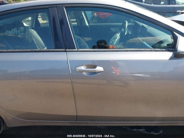 KIA Forte Lxs 2023 3KPF24AD4PE676286 Image 13