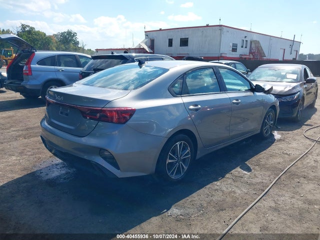 KIA Forte Lxs 2023 3KPF24AD4PE676286 Image 4