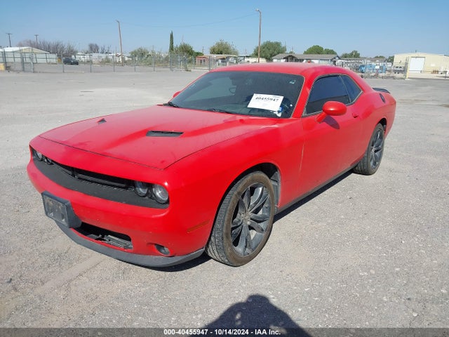 Dodge Challenger Sxt 2018 2C3CDZAG3JH204682 Image 2