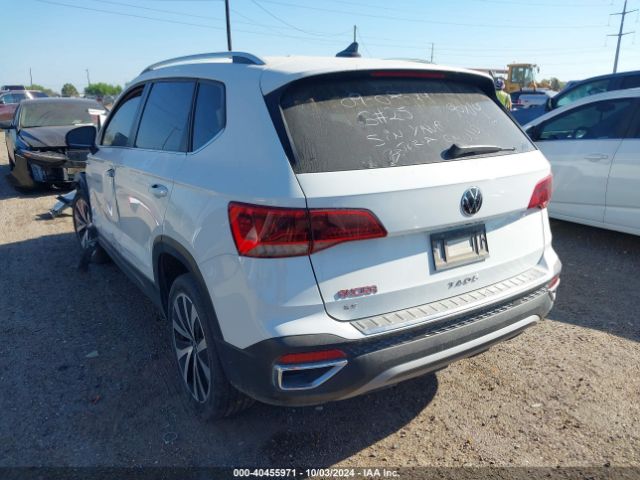 3VVRX7B28NM041024 Volkswagen Taos 1.5t Se