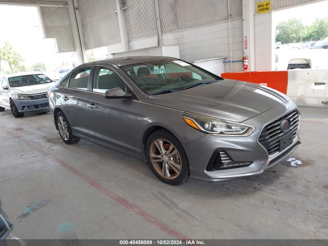 Hyundai SONATA SEL 2018 5NPE34AF5JH626901 Image 1