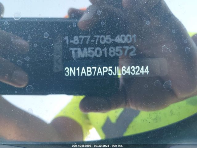 3N1AB7AP5JL643244 Nissan SENTRA SV