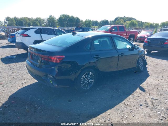 3KPF24ADXRE783054 KIA Forte Lxs