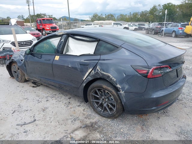 2023 TESLA MODEL 3 5YJ3E1EA7PF613587 Photo 2